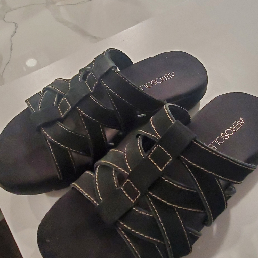 Aerosols Nubuck Sandals